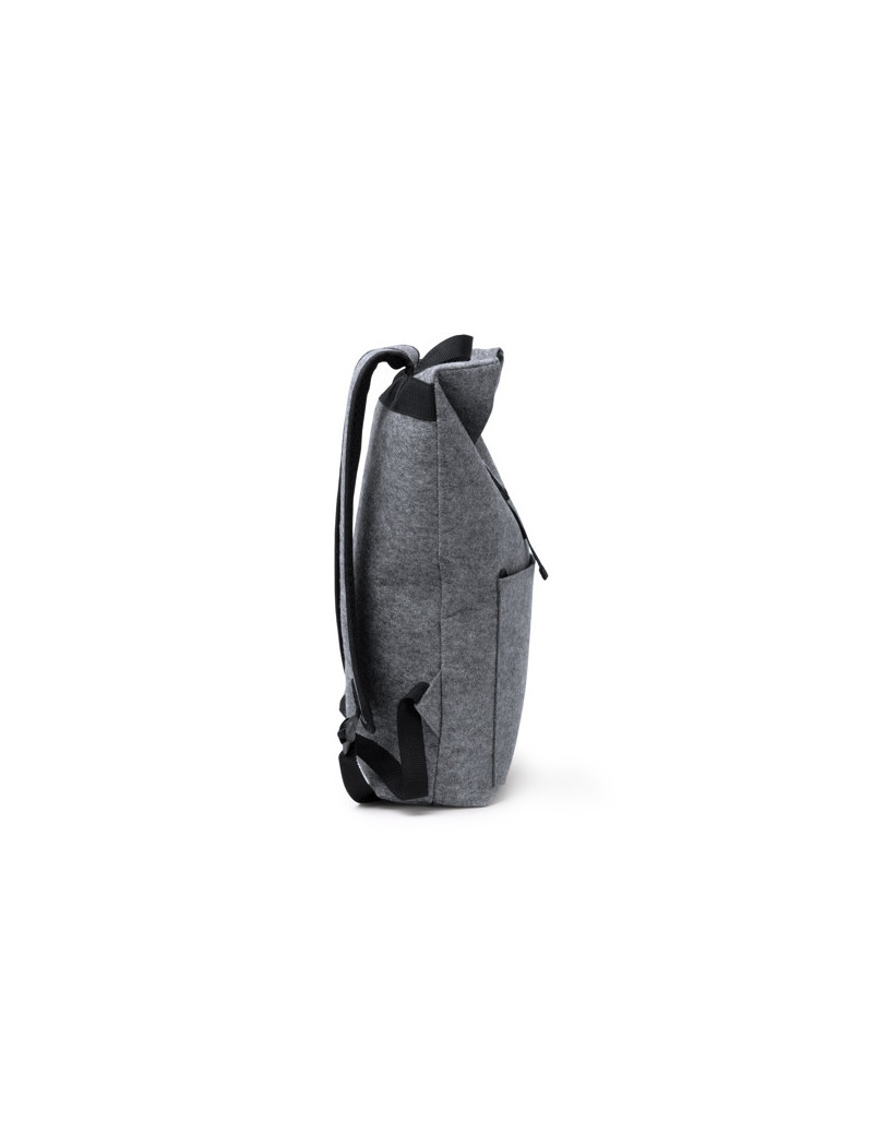 Mochila TAIPEI de fieltro reciclado con solapa y mosquetón personalizado de Stamina imagen 10