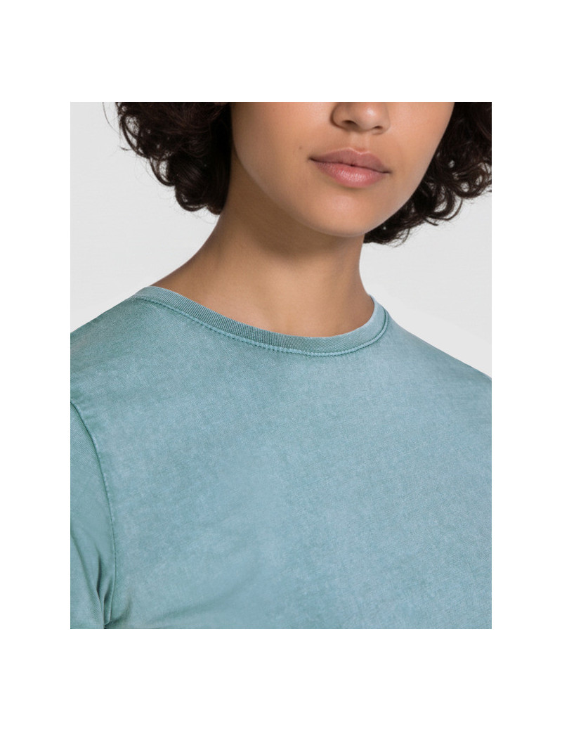 Camiseta FIYI WOMAN de manga corta en algodón peinado efecto lavado personalizado de Roly imagen 17