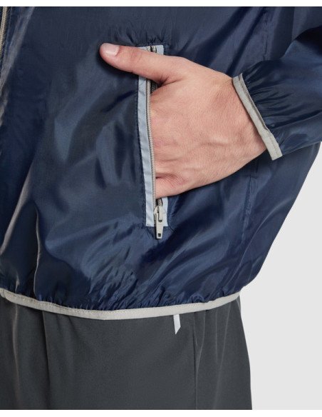 Cortavientos con capucha ANGELO