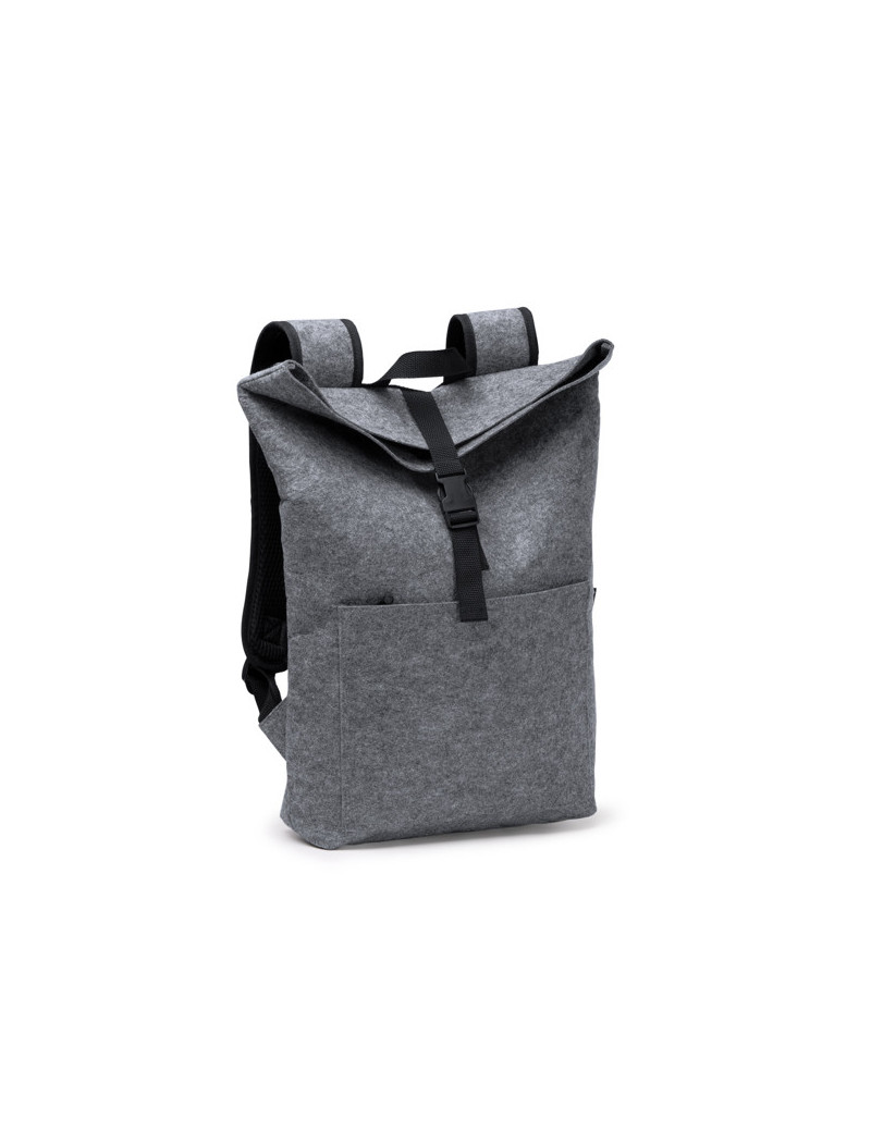 Mochila TAIPEI de fieltro reciclado con solapa y mosquetón personalizado de Stamina imagen 9