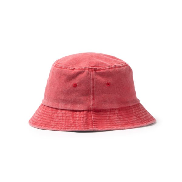 Diseño transpirable y ergonómico del gorro DEREK en 100% algodón.
