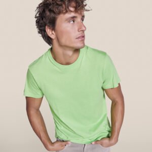 Camiseta DOGO PREMIUM en algodón de punto liso con cuello reforzado.