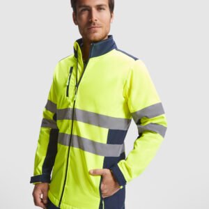Softshell ANTARES con tres bolsillos exteriores para almacenamiento práctico